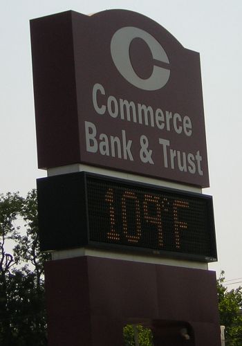 Commerce Bank Sign 109 degrees