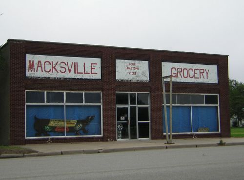 Macksville Grocery